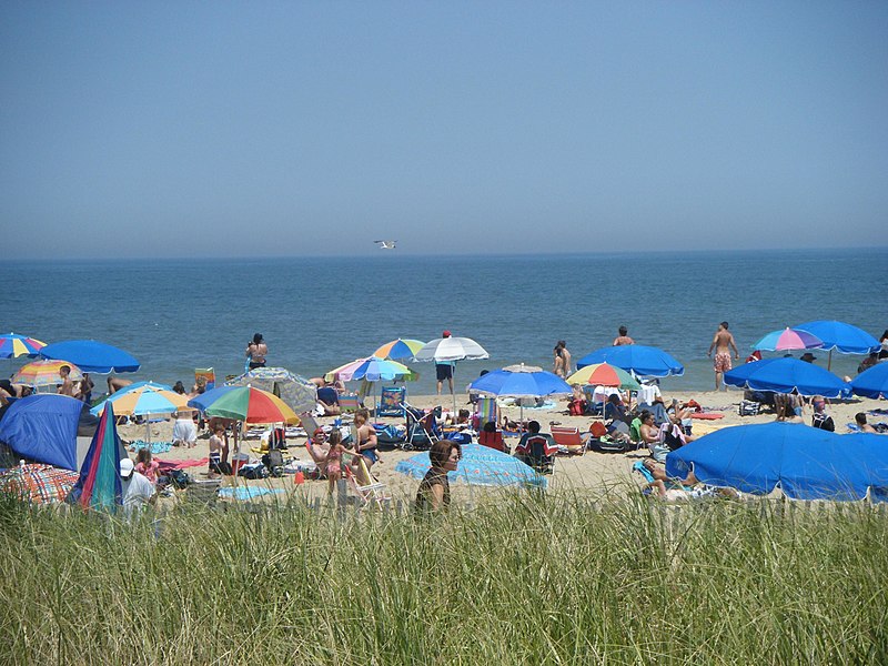 Rehoboth_Beach_at_Delaware_Avenue