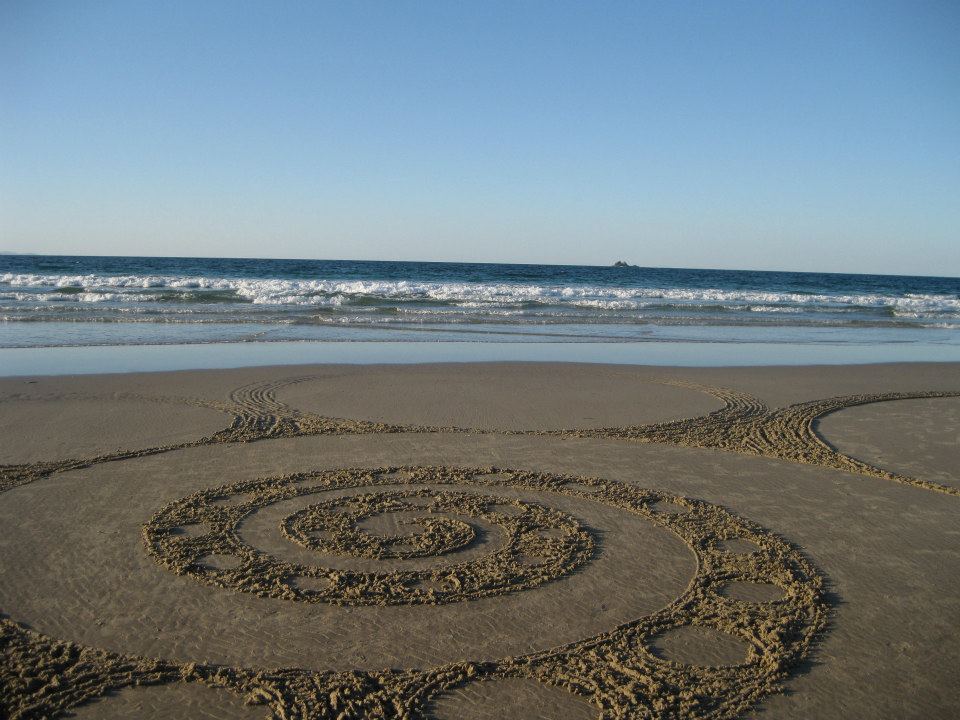 Amazing sand art dots the coastline on Australia’s Gold Coast